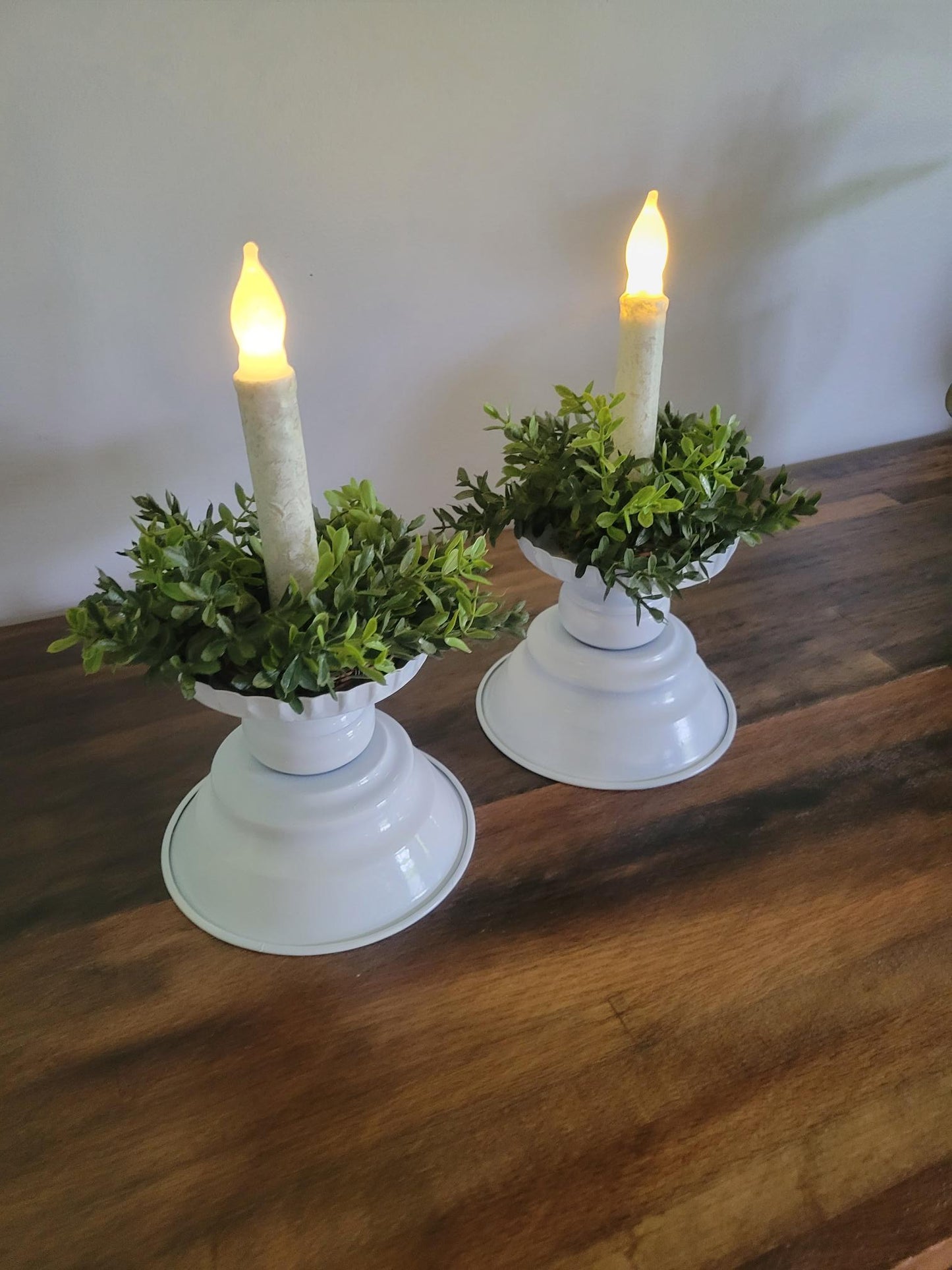 White Metal Candle Holder - Candle, Ring