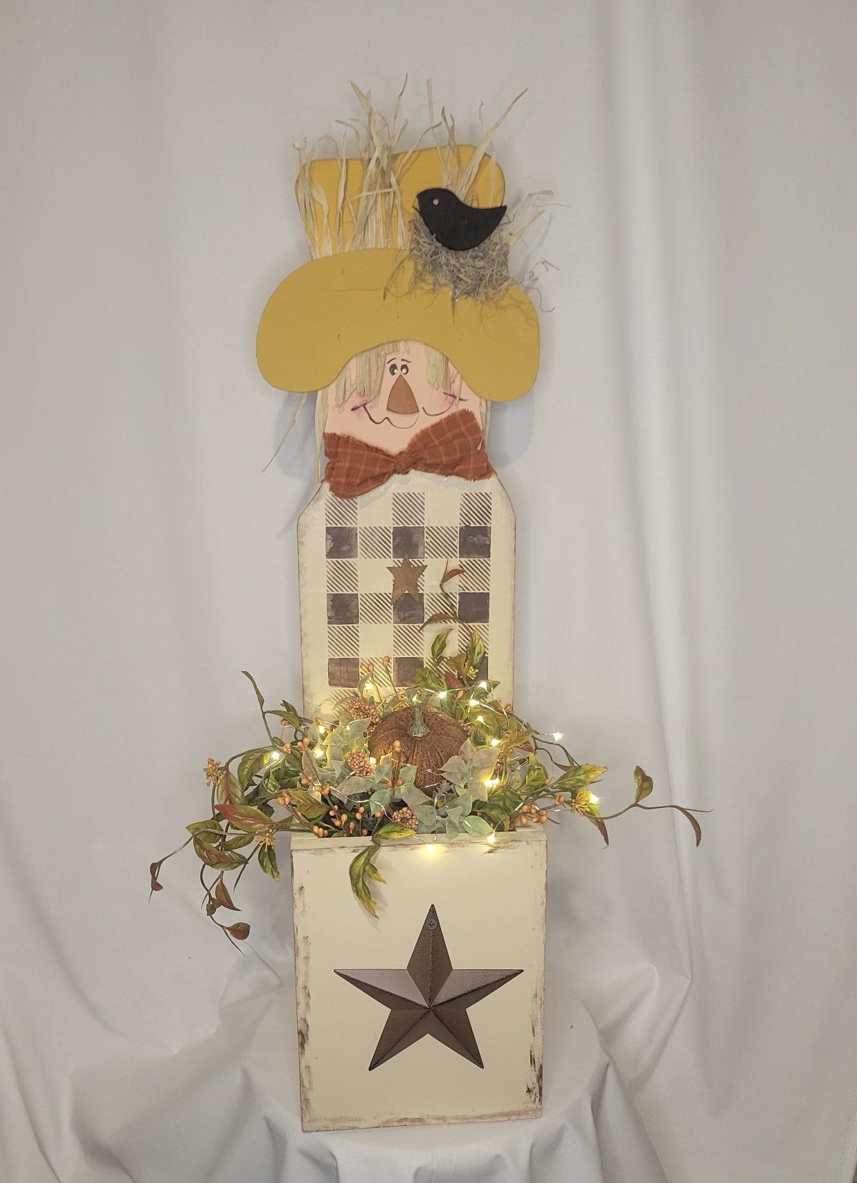 Scarecrow Lighted Box - Box, Orange