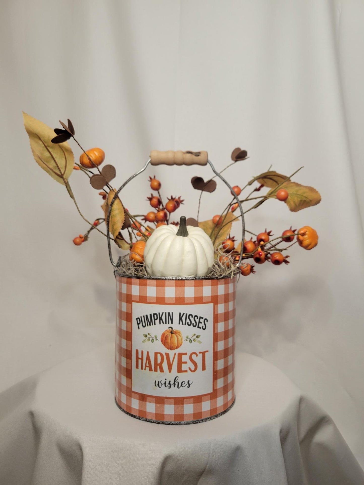 Pumpkin Kisses Buffalo Check bucket | White - White, Bucket