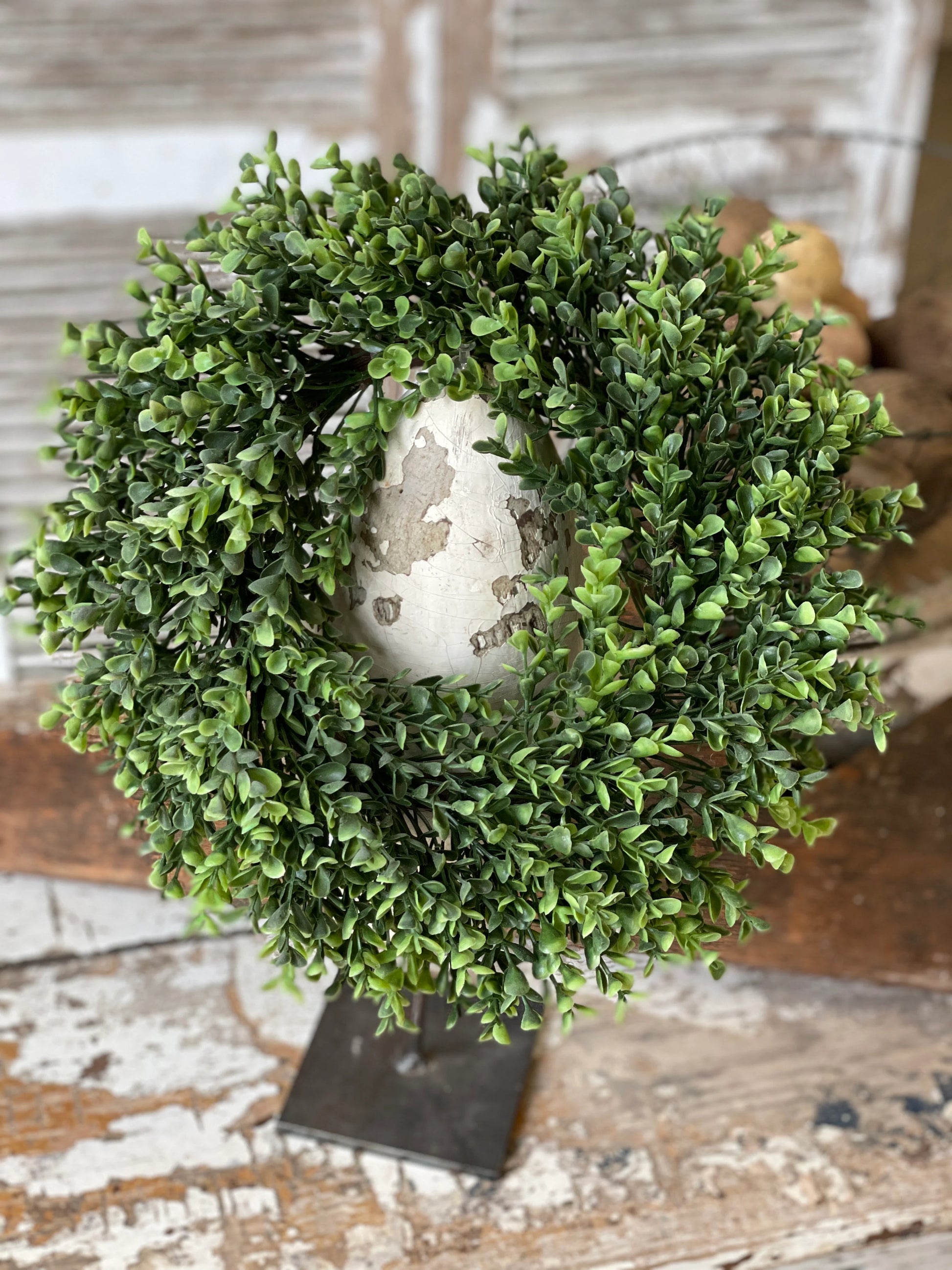 Richland Boxwood Candle Ring | Beautiful - Beautiful, Leave