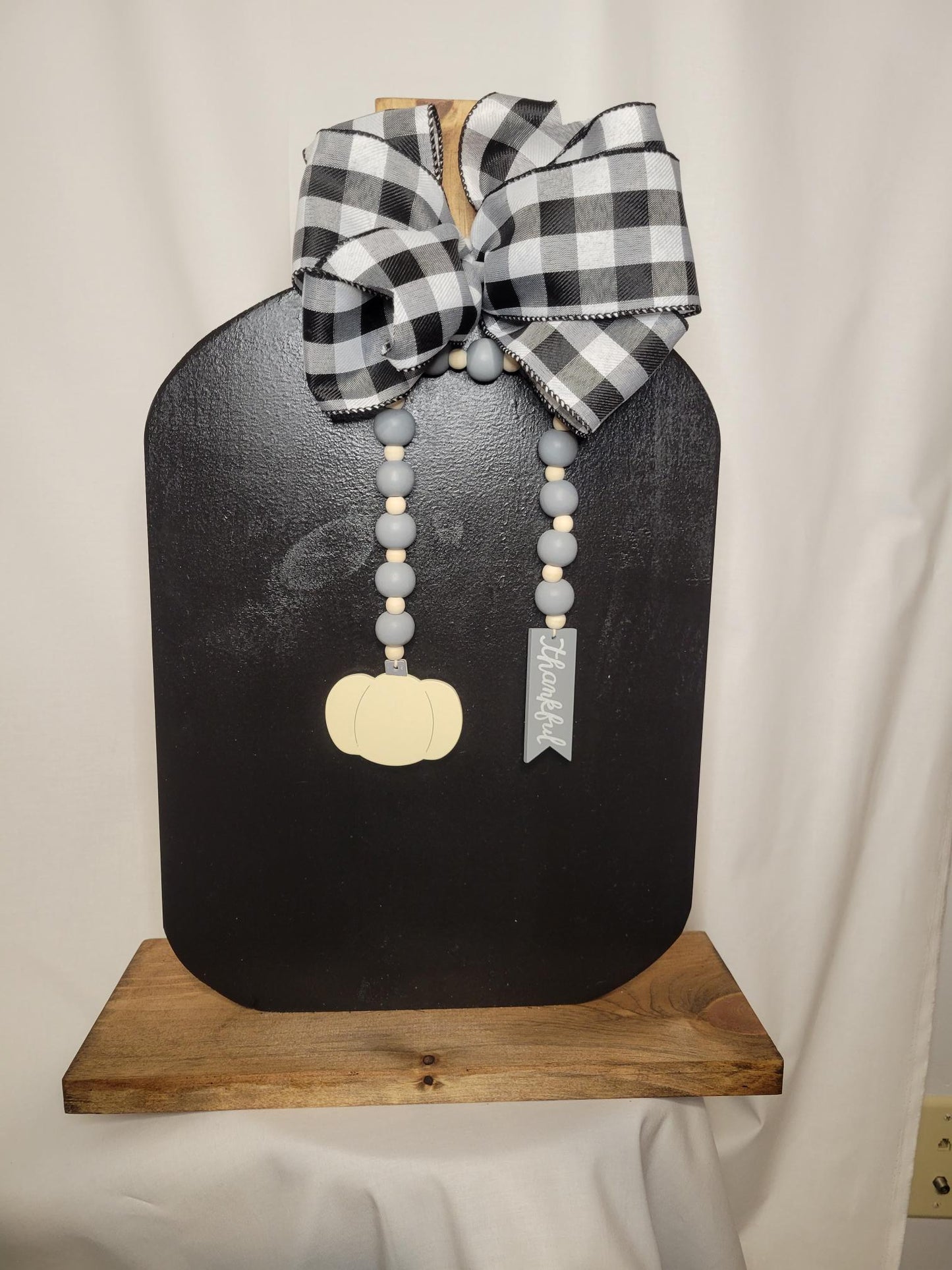 Black Bead Wood Pumpkin - Pumpkin, Black
